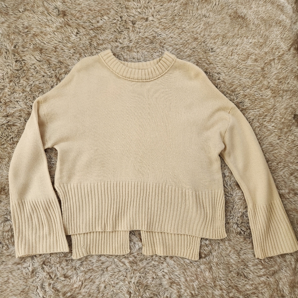 New In Crewneck Boxy Cut Split‎ Back Sweater Off-white Women's Size Small